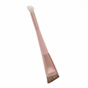 ANGLED FOUNDATION / NOSE CONTOUR BRUSH