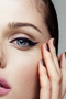 Yeux / EYE-LINER